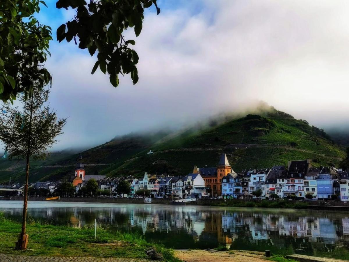 Die Ferienwohnung Lindenhof Zell an der Mosel Εξωτερικό φωτογραφία
